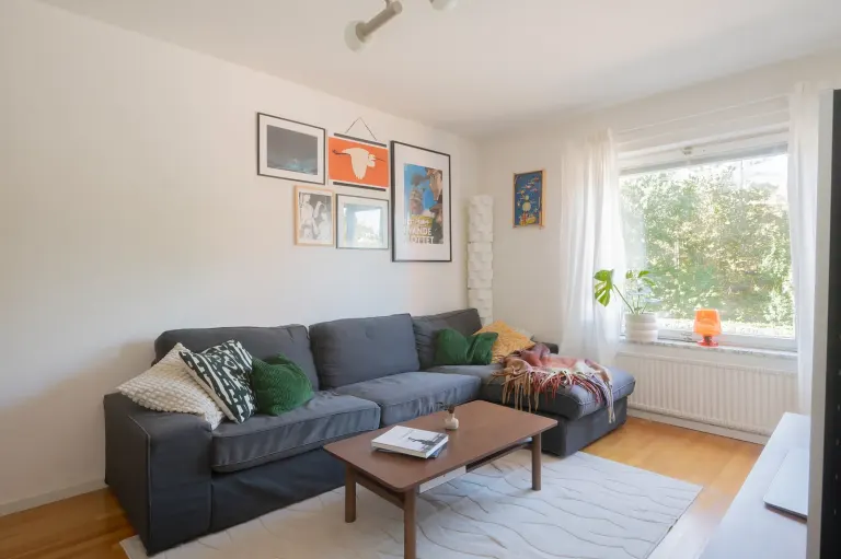 Bostadsrätt med 2 rum på Fjugestagränd 17 i Stockholm, bild 3 av 4