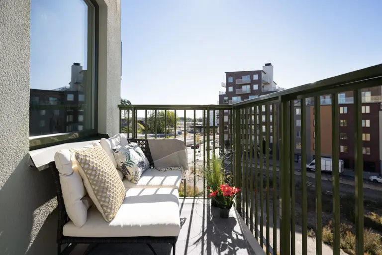 Bostadsrätt med 2 rum på Barkarbyvägen 96 i Järfälla, bild 2 av 4