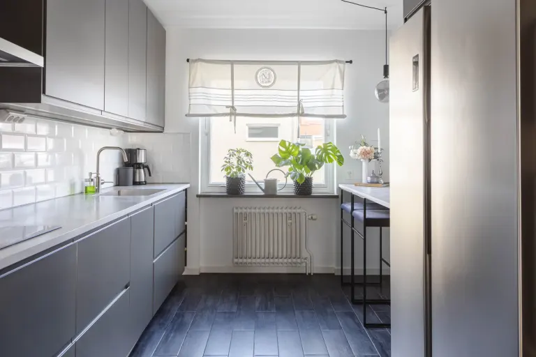 Bostadsrätt med 2 rum på Djurgårdsvägen 2A i Eskilstuna, bild 2 av 4