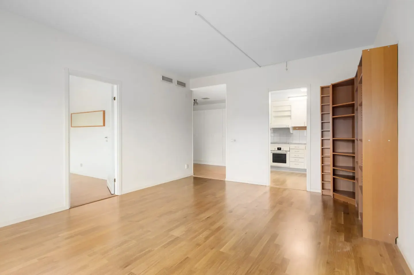 Bostadsrätt med 2 rum på Ynglingavägen 11 i Järfälla, bild 2 av 4