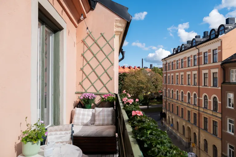 Bostadsrätt med 2,5 rum på Surbrunnsgatan 4 i Stockholm, bild 2 av 5