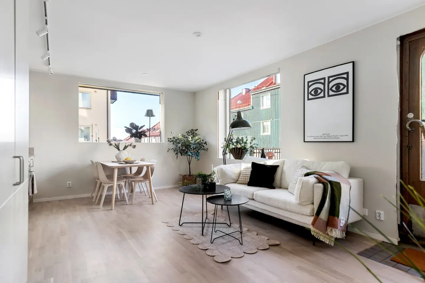 Bostadsrätt med 3 rum på Räntmästaregatan 13A i Göteborg, bild 2 av 4