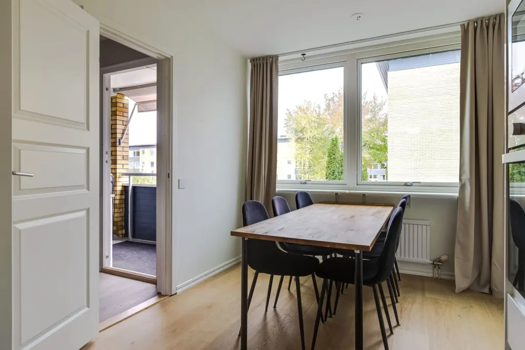 Bostadsrätt med 2 rum på Ekholmsvägen 82C i Linköping, bild 2 av 4
