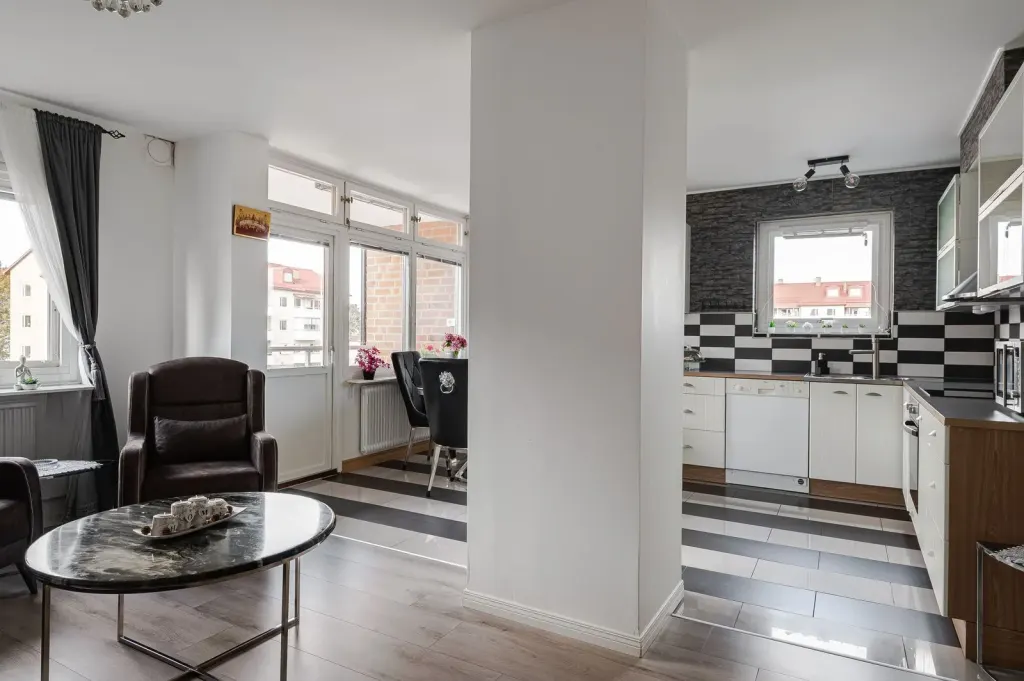 Bostadsrätt med 2 rum på Folkungagatan 33A i Mjölby, bild 2 av 4