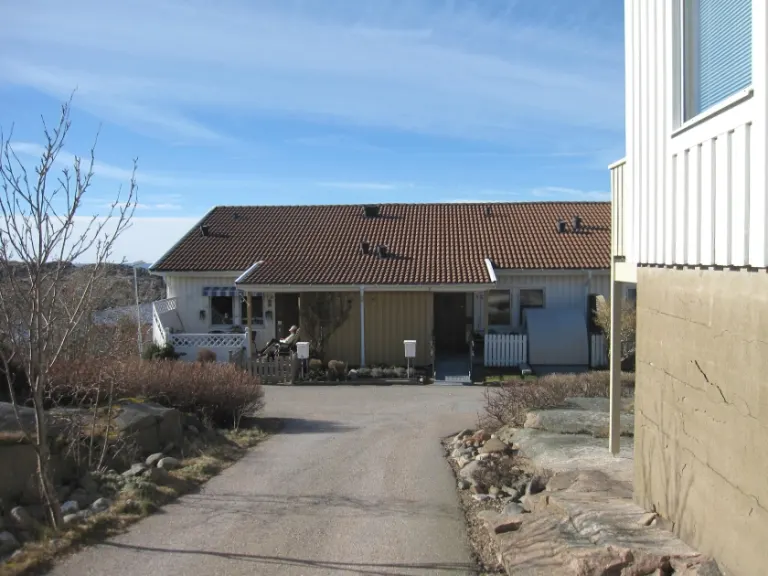 Hyresrätt med 2 rum på Husholmsgatan 1C i Sotenäs