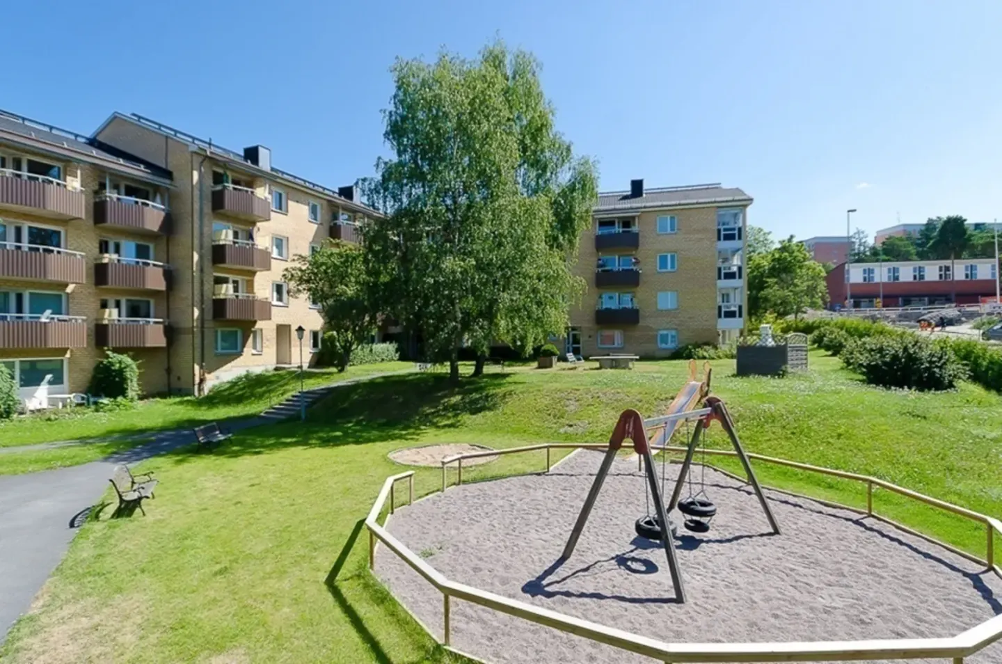 Bostadsrätt med 1 rum på Frihetsvägen 17 i Järfälla, bild 2 av 4