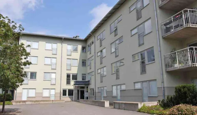 Hyresrätt med 1 rum på Vallavägen 2A i Linköping, bild 2 av 3