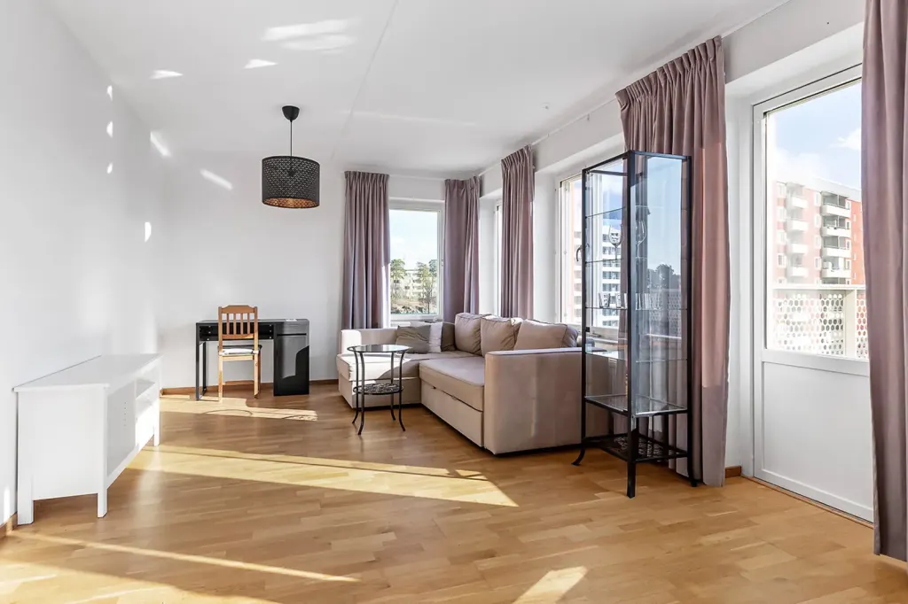 Bostadsrätt med 2 rum på Engelbrektsvägen 41A i Järfälla, bild 4 av 4