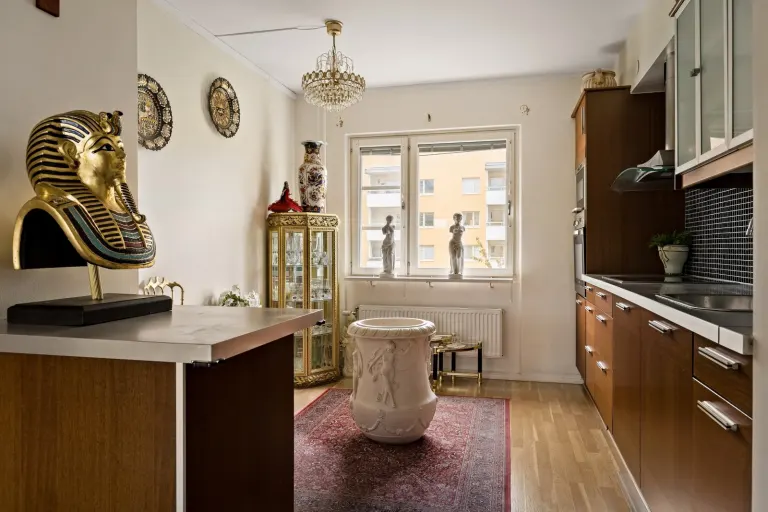 Bostadsrätt med 2 rum på Klövervägen 9 i Botkyrka
