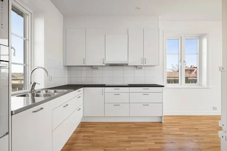 Bostadsrätt med 3 rum på Ödesbyvägen 18B_1101 i Trosa, bild 2 av 4