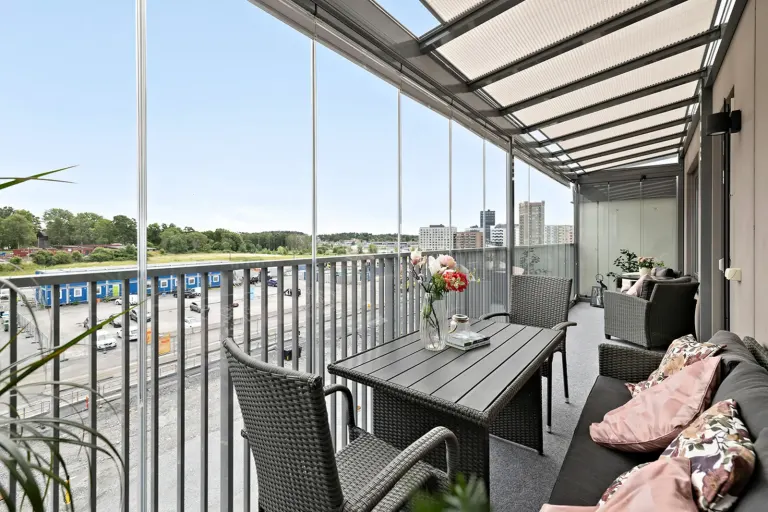 Bostadsrätt med 3 rum på Flygfältsvägen 23 i Järfälla