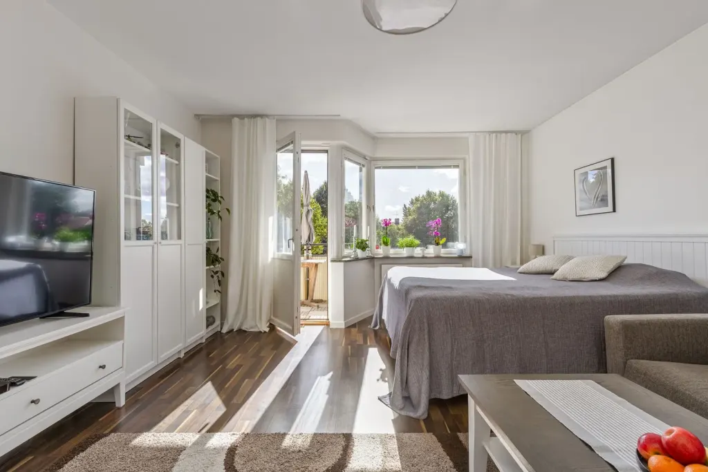 Bostadsrätt med 2 rum på Jakob Ulfssons väg 9A i Strängnäs, bild 2 av 4