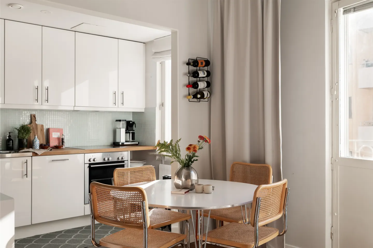 Bostadsrätt med 1 rum på Erik Dahlbergsgatan 41 i Stockholm, bild 3 av 5
