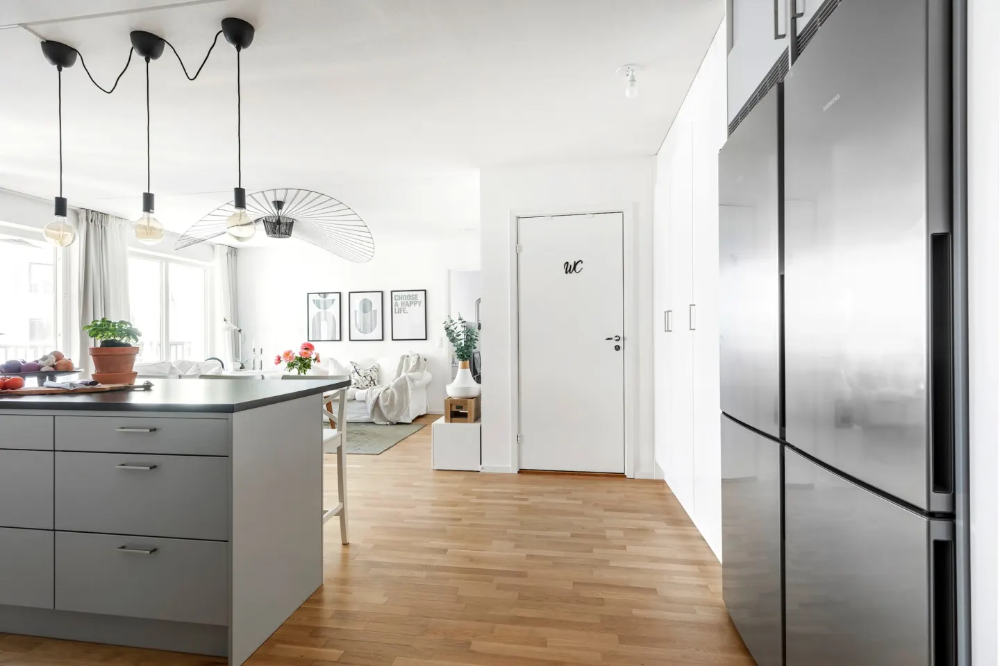 Bostadsrätt med 3 rum på Oskarslundsbacken 1 i Stockholm, bild 4 av 5