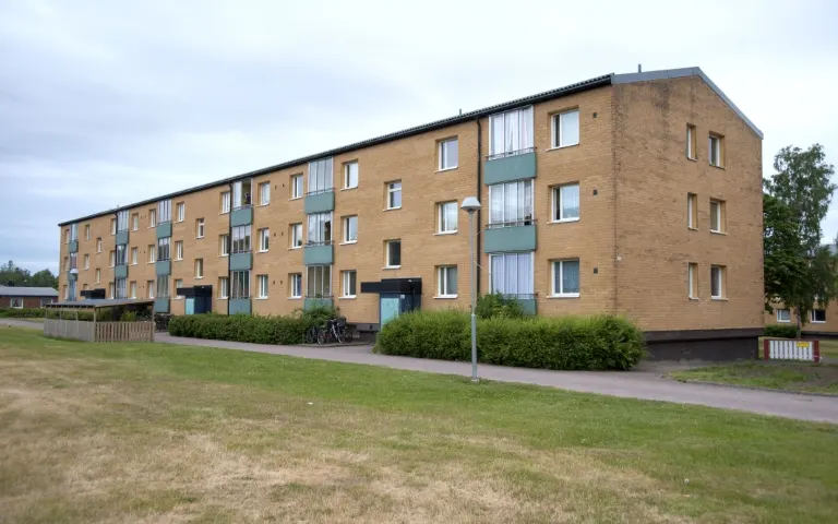 Hyresrätt med 2 rum på Lustigkullevägen 30B i Motala