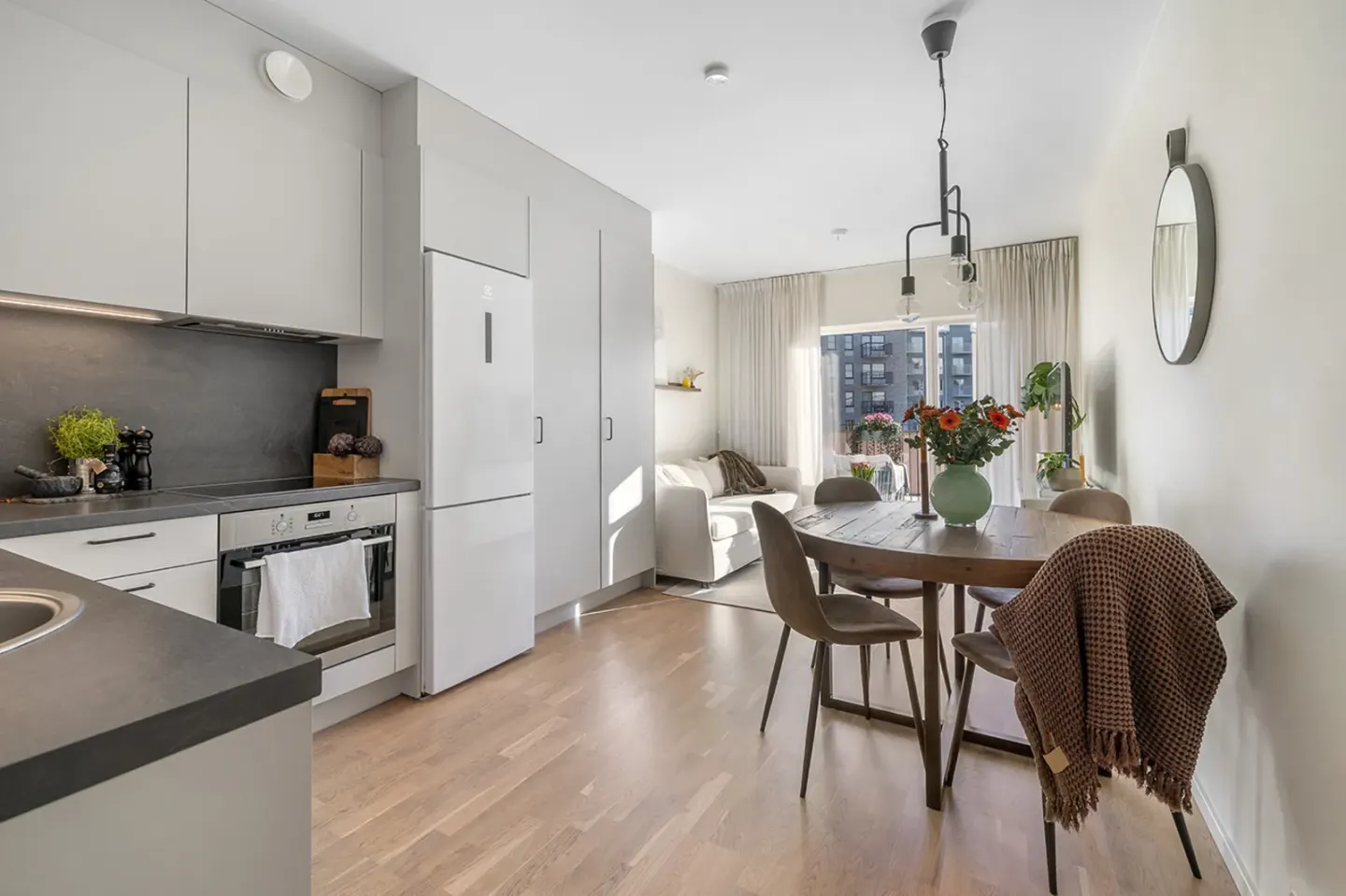Bostadsrätt med 1,5 rum på Segersällsvägen 3 i Järfälla, bild 4 av 4
