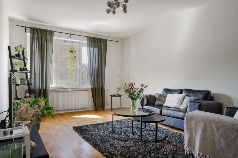 Bostadsrätt med 2 rum på Hjortstorpsvägen 13B i Örebro