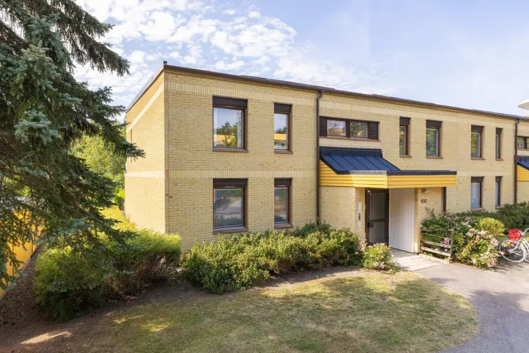 Bostadsrätt med 4 rum på Lövstavägen 100 i Upplands Väsby, bild 3 av 4