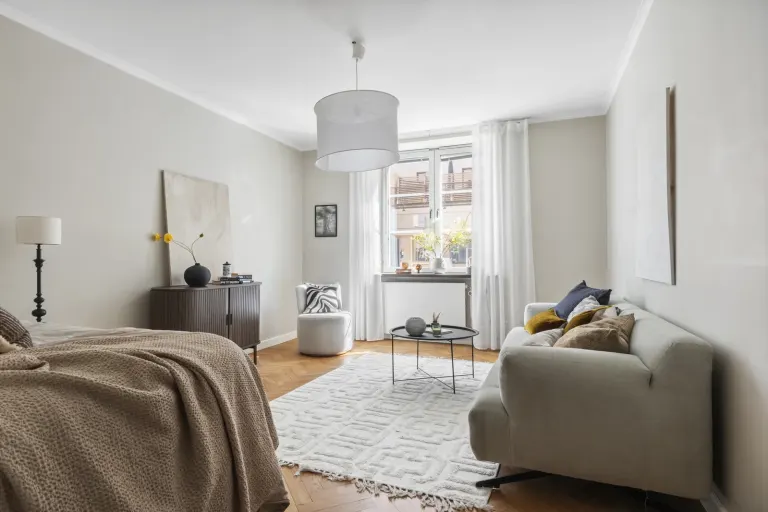 Bostadsrätt med 1,5 rum på Svarvargatan 3 i Stockholm