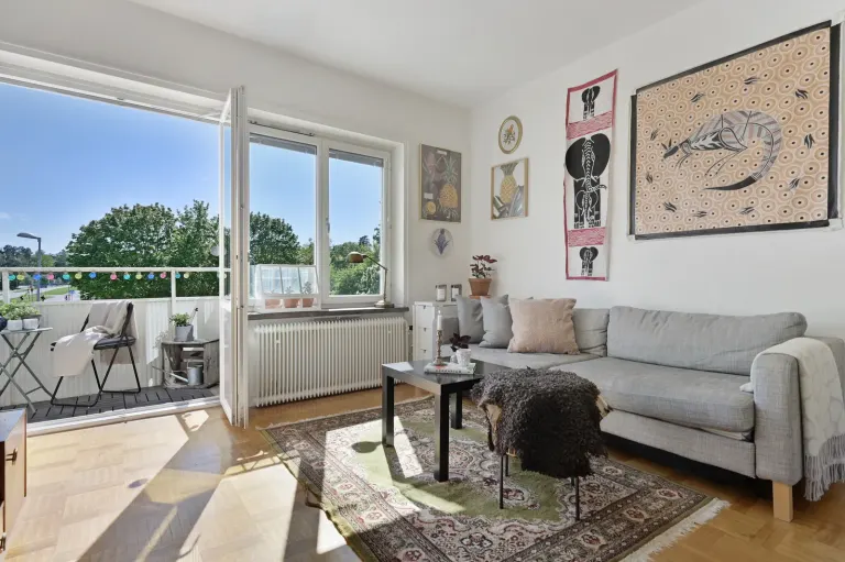 Bostadsrätt med 4 rum på Enskedevägen 98A i Stockholm, bild 2 av 4