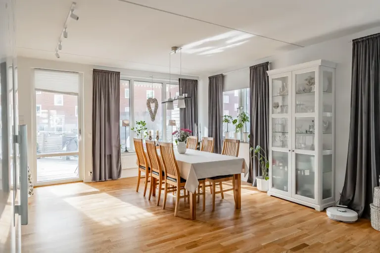 Bostadsrätt med 3 rum på Dammgatan 13 i Karlstad, bild 2 av 4