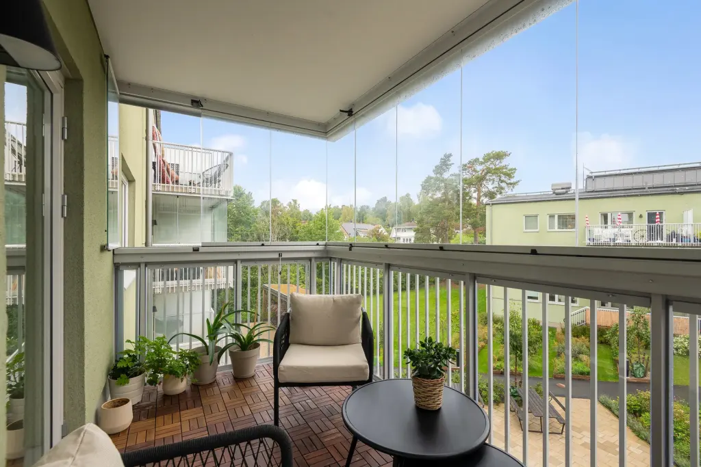 Bostadsrätt med 2 rum på Drivbänksvägen 13A i Stockholm, bild 3 av 4
