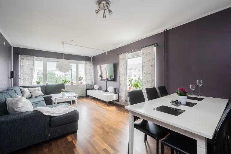 Bostadsrätt med 4 rum på Sågstuvägen 5 i Huddinge