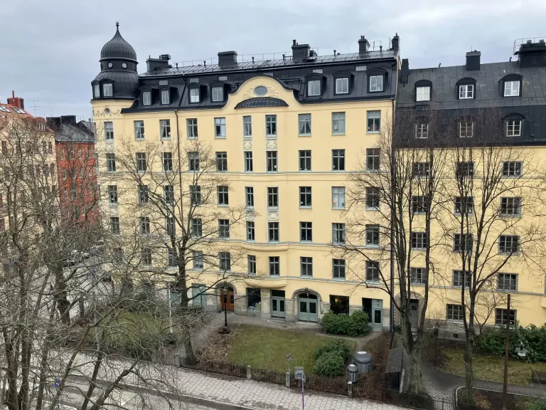 Bostadsrätt med 2 rum på Karlbergsvägen 70B i Stockholm