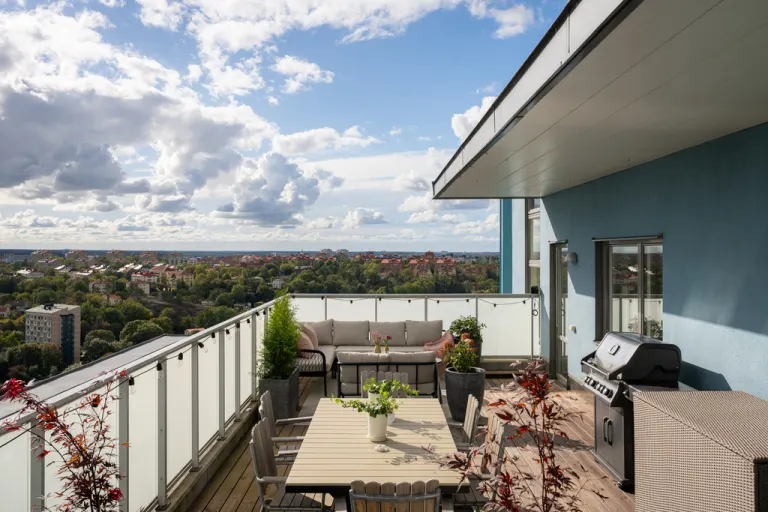 Bostadsrätt med 4 rum på Evenemangsgatan 24 i Solna