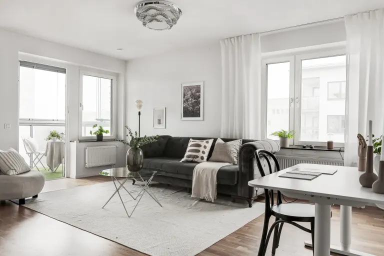 Bostadsrätt med 4 rum på Jämtlandsgatan 99 i Stockholm, bild 2 av 4