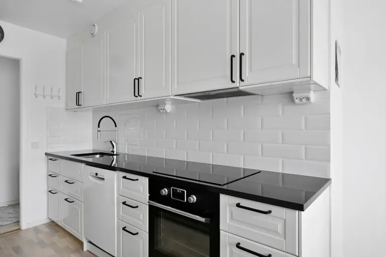 Bostadsrätt med 4 rum på Säterbacken 8 i Huddinge, bild 4 av 4