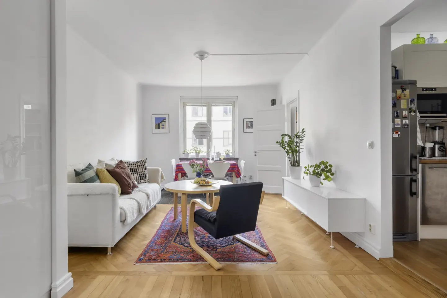 Bostadsrätt med 2 rum på Svarvargatan 3 i Stockholm, bild 2 av 4
