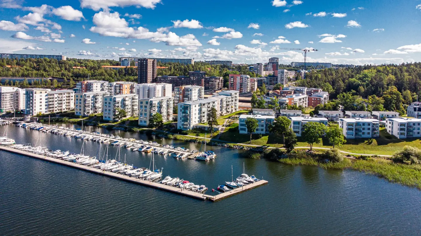 Bostadsrätt med 4 rum på Hanna Nilssons väg 3 i Järfälla, bild 3 av 4