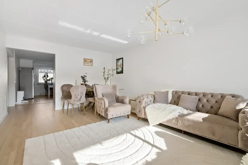 Bostadsrätt med 2 rum på Vältvägen 16 i Järfälla, bild 4 av 4
