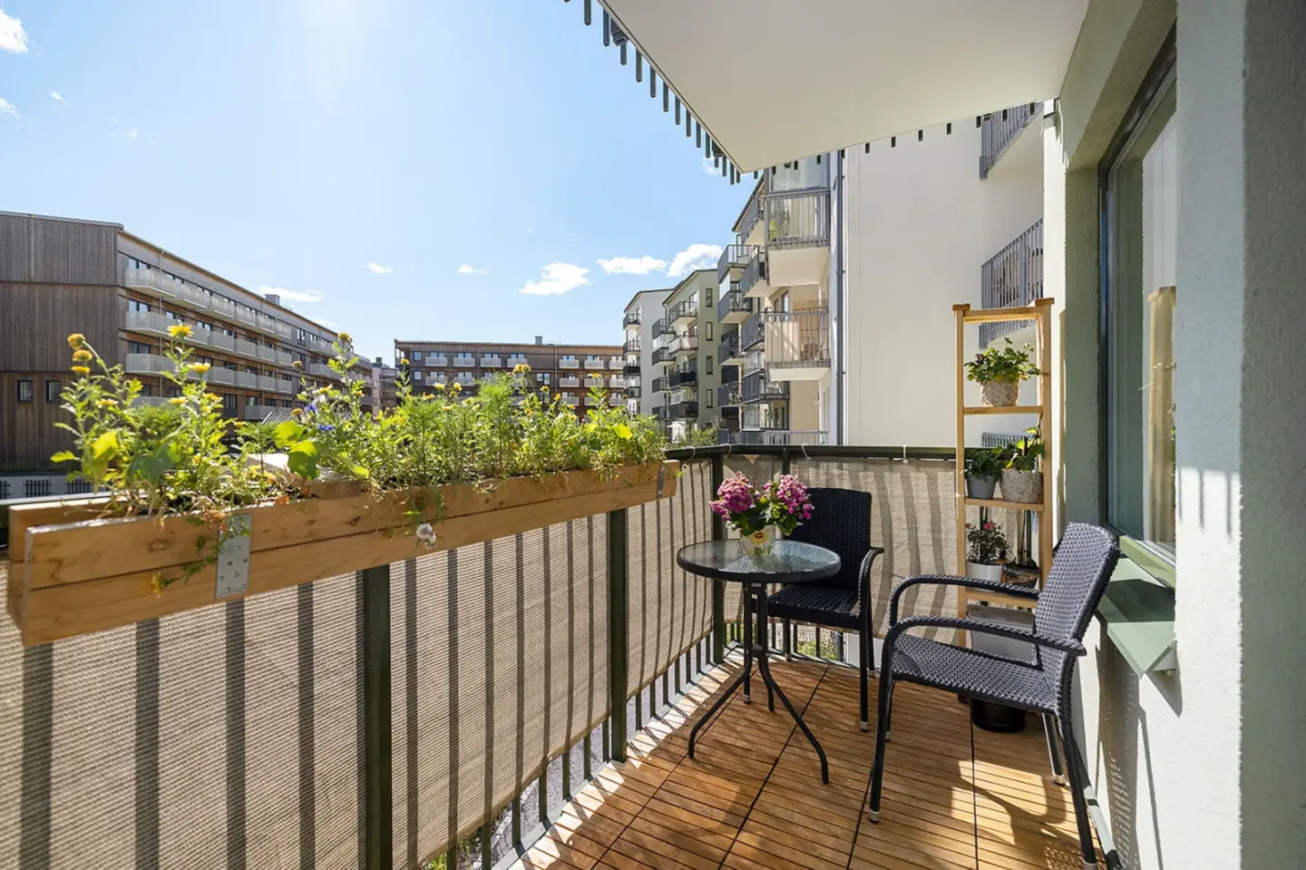 Bostadsrätt med 1,5 rum på Barkarbyvägen 96 i Järfälla