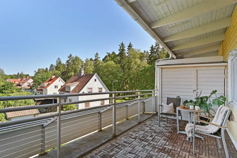 Bostadsrätt med 2,5 rum på Kyrkogårdsvägen 137 i Stockholm