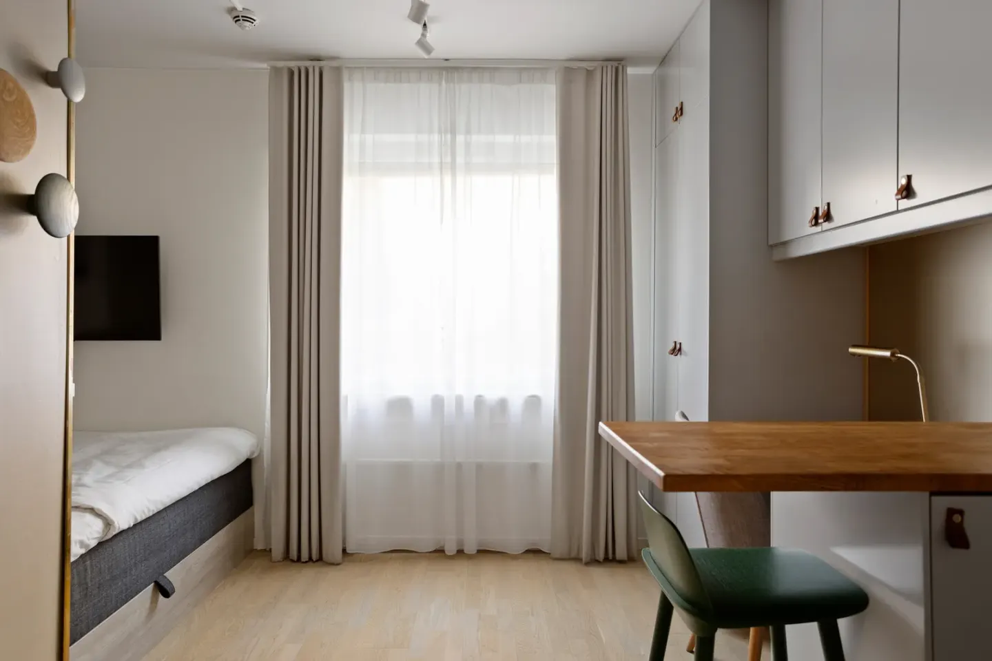 Bostadsrätt med 1 rum på Cedergrensvägen 16 i Stockholm, bild 2 av 4