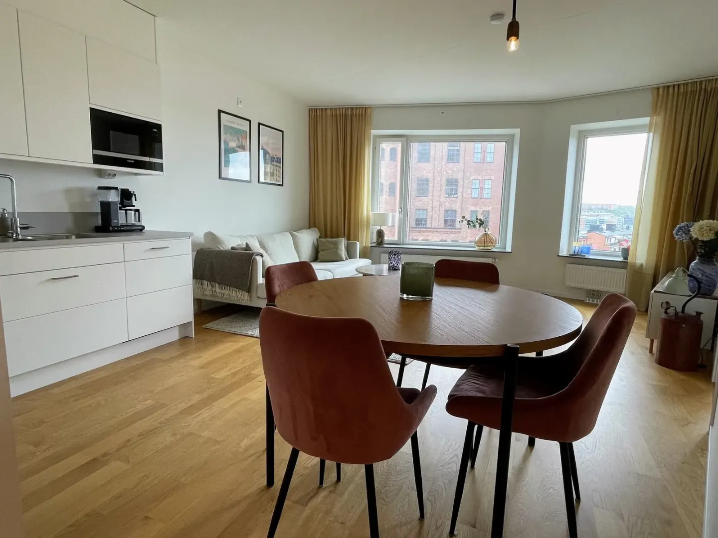 Bostadsrätt med 2 rum på Bratteråsgatan 40 i Göteborg, bild 2 av 4