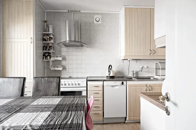 Bostadsrätt med 3 rum på Östra Midvintersgatan 18 i Göteborg, bild 4 av 4