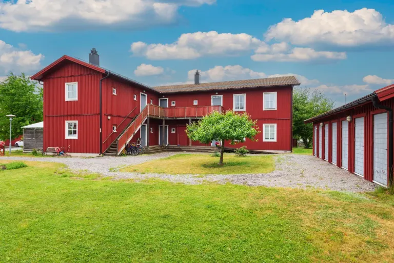 Bostadsrätt med 3 rum på Korpstigen 14E i Upplands-Bro, bild 2 av 4
