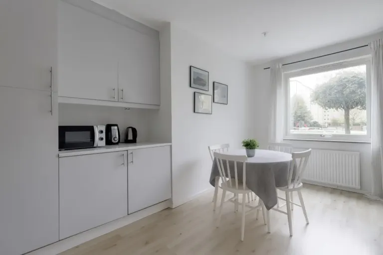 Bostadsrätt med 2 rum på Övre Hallegatan 42 i Göteborg, bild 2 av 4