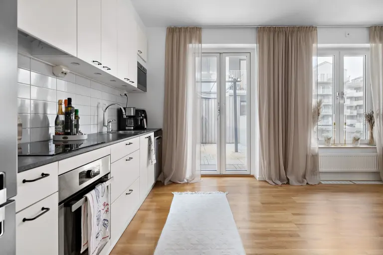 Bostadsrätt med 2 rum på Drakengatan 5 i Järfälla, bild 2 av 4
