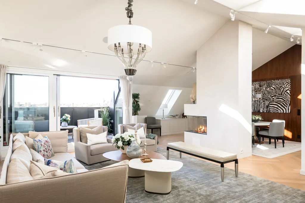 Bostadsrätt med 7 rum på Artillerigatan 41 i Stockholm, bild 2 av 5