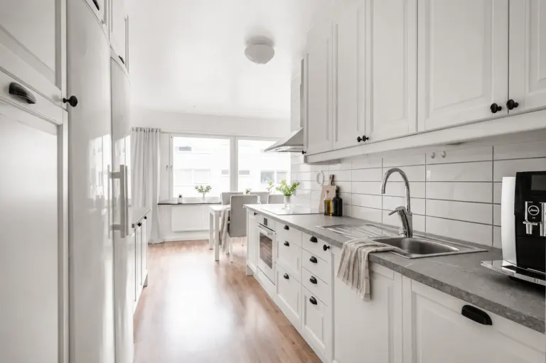 Bostadsrätt med 3 rum på Rönnbärsvägen 25 i Upplands-Bro, bild 2 av 4