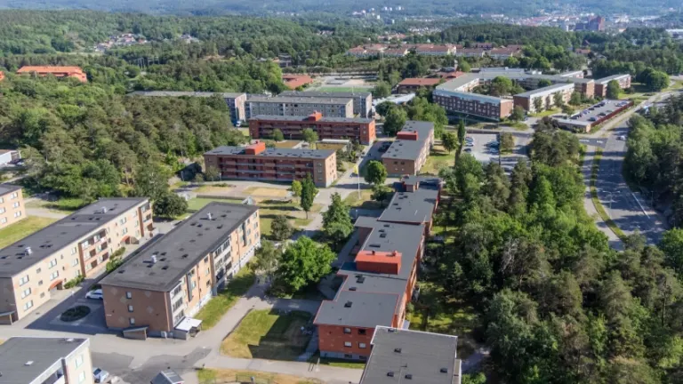 Hyresrätt med 1 rum på Svedjestråket 14 i Uddevalla, bild 2 av 5
