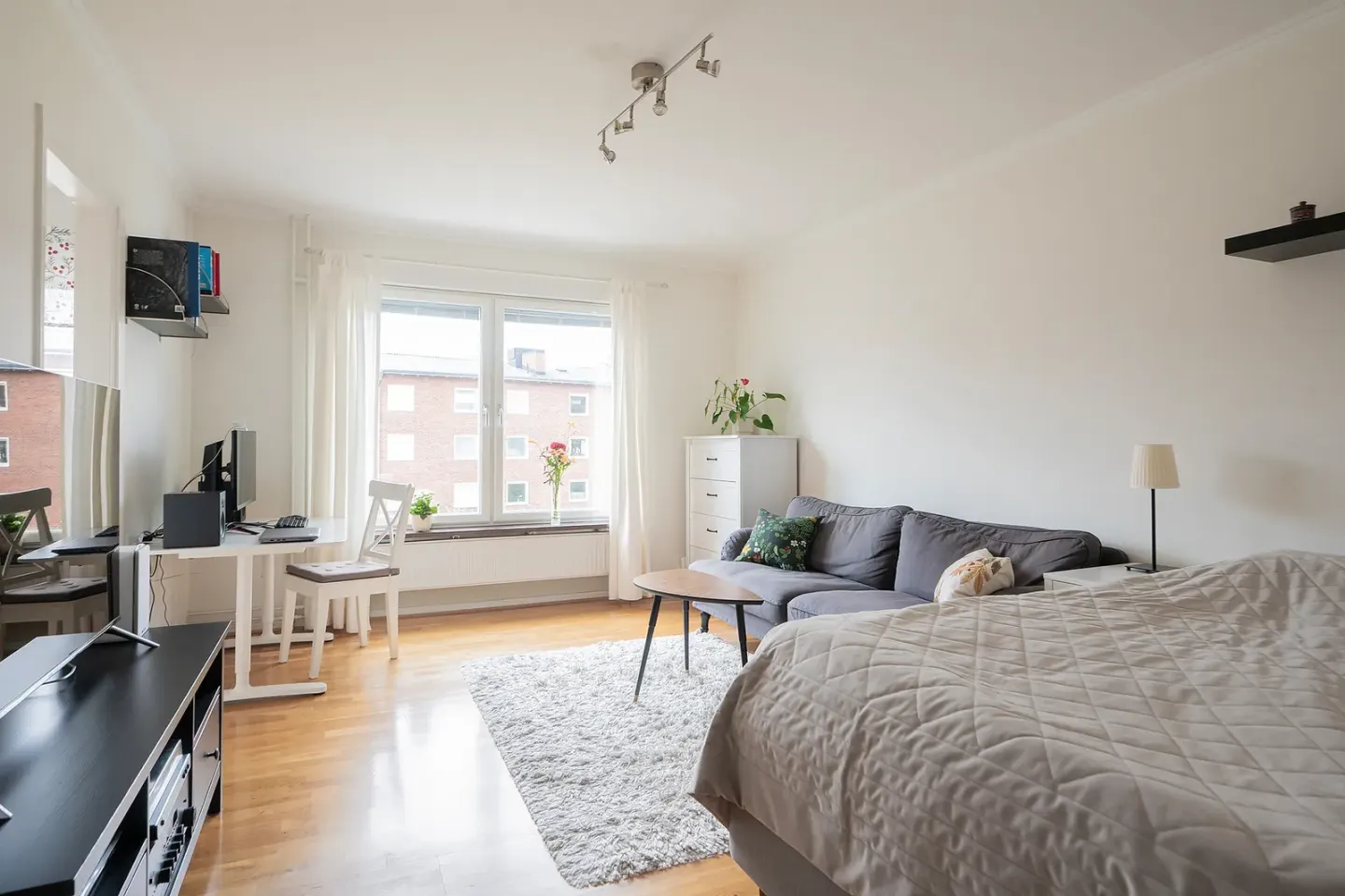 Bostadsrätt med 1 rum på Rådsvägen 5F i Huddinge