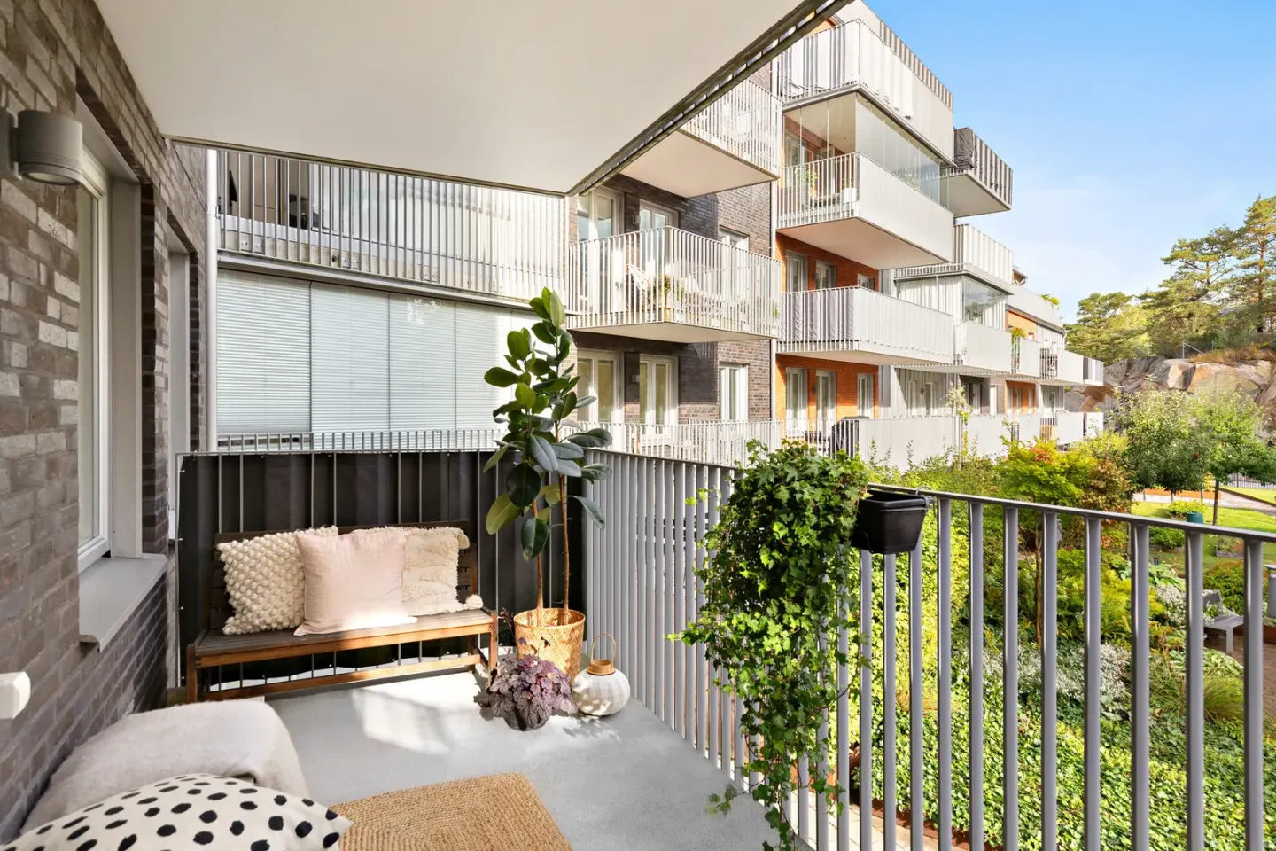 Bostadsrätt med 1 rum på Brottkärrsvägen 9 i Göteborg, bild 2 av 4