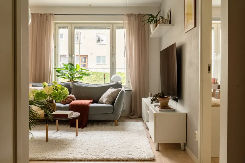 Bostadsrätt med 2 rum på Snöskostigen 3 i Stockholm, bild 2 av 4