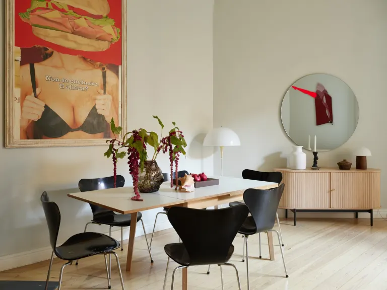 Bostadsrätt med 4 rum på Regeringsgatan 80 i Stockholm, bild 2 av 5