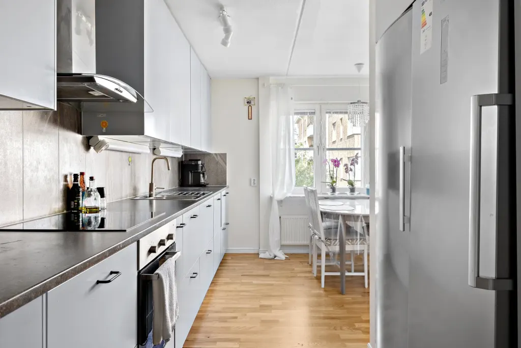 Bostadsrätt med 3 rum på Västgötaresan 93 i Uppsala, bild 3 av 4